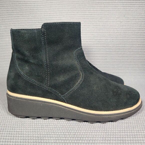 Clarks Collection Women's Size 7M Sharon Swing Wedge Black Ankle Bootie 13288 - Picture 1 of 9